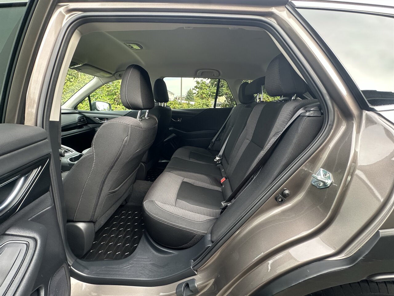 2024 Subaru Outback Premium - Photo 9 - Post Falls, ID 83854