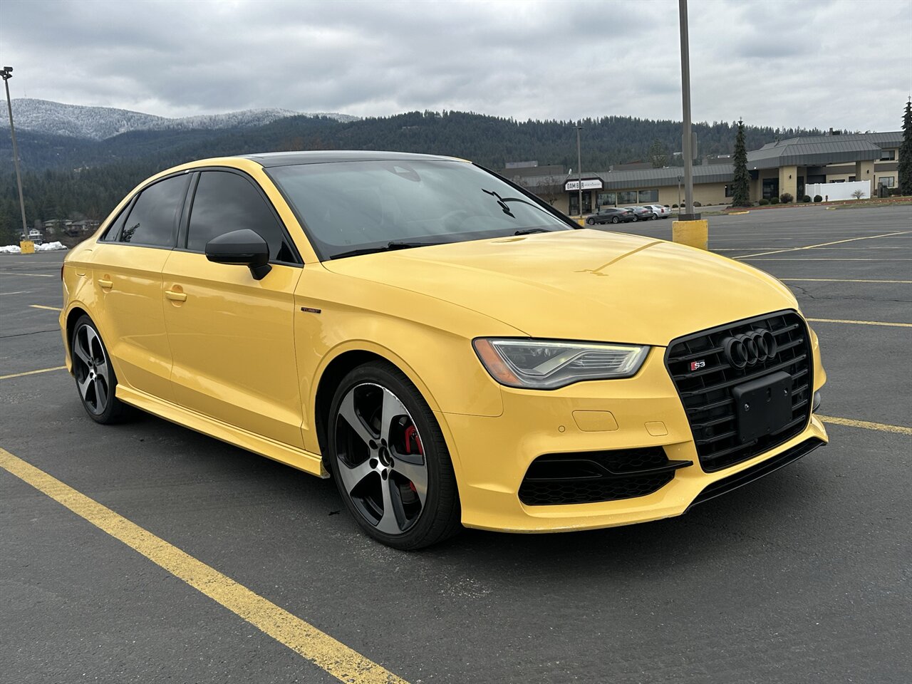 2015 Audi S3 2.0T quattro Prestig AWD. Freshly Serviced, Turbocharged, New Wheels! - Photo 1 - Post Falls, ID 83854