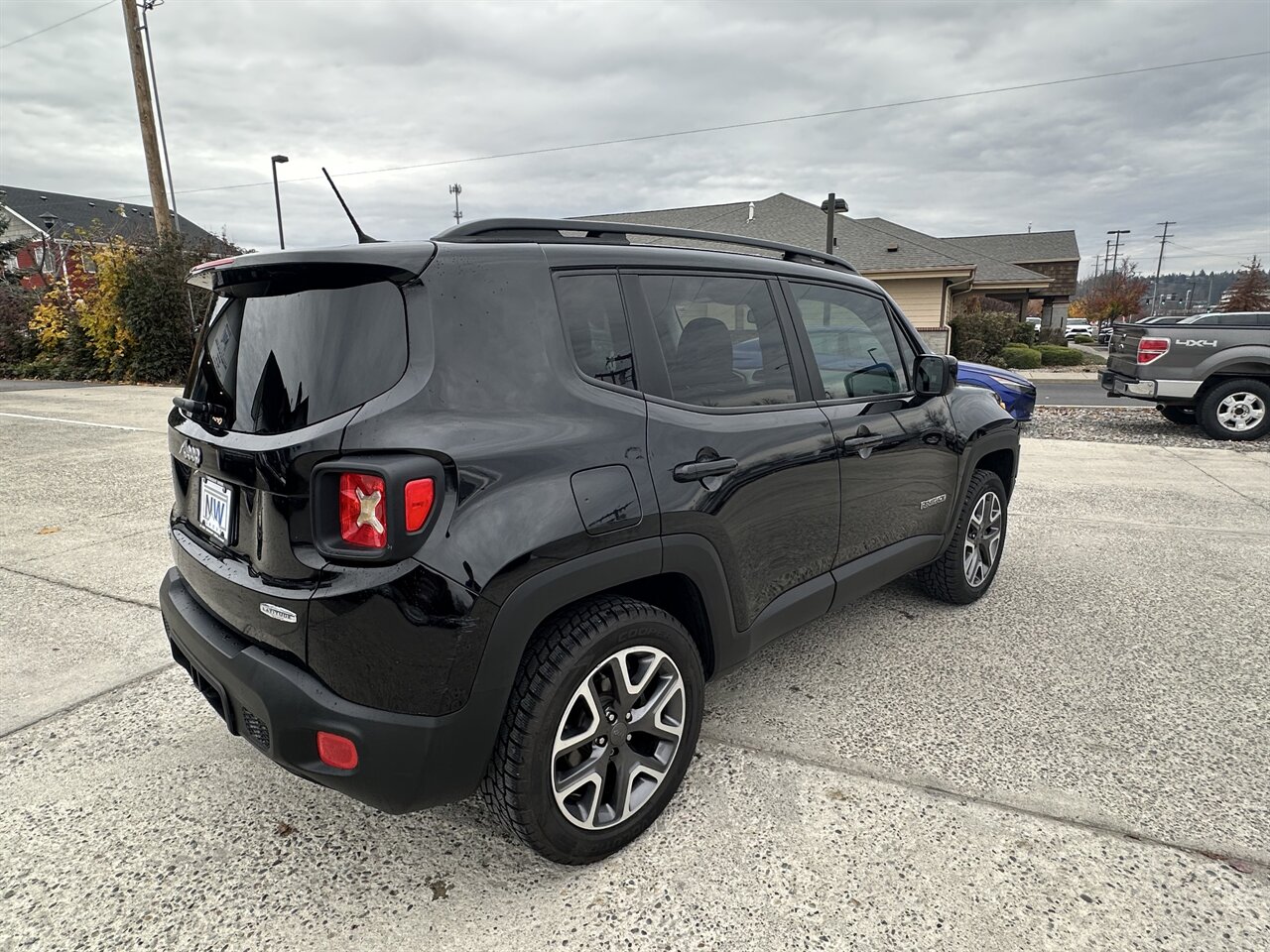 2017 Jeep Renegade Latitude  Capable, Distinctive, Adventurous - Photo 5 - Post Falls, ID 83854