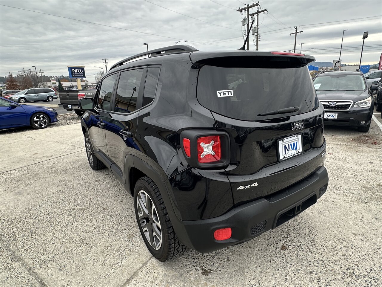 2017 Jeep Renegade Latitude  Capable, Distinctive, Adventurous - Photo 8 - Post Falls, ID 83854