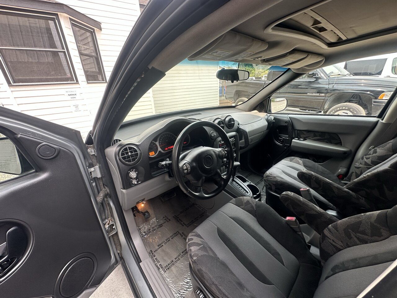 2003 Pontiac Aztek ONLY 49k MILES, Spacious Interior, Great Daily Driver! - Photo 4 - Post Falls, ID 83854
