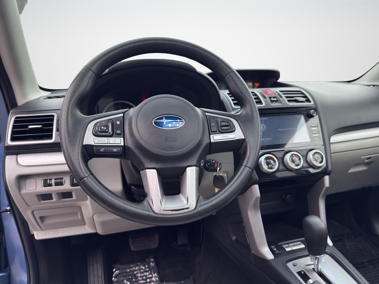 2017 Subaru Forester 2.5i Premium.  AWD, LOCAL CAR, Runs Great! - Photo 9 - Post Falls, ID 83854