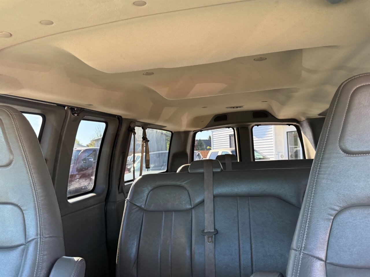 2017 Chevrolet Express LS 2500  107k miles. Passenger Van! Clean Title / Clean Carfax! - Photo 9 - Post Falls, ID 83854