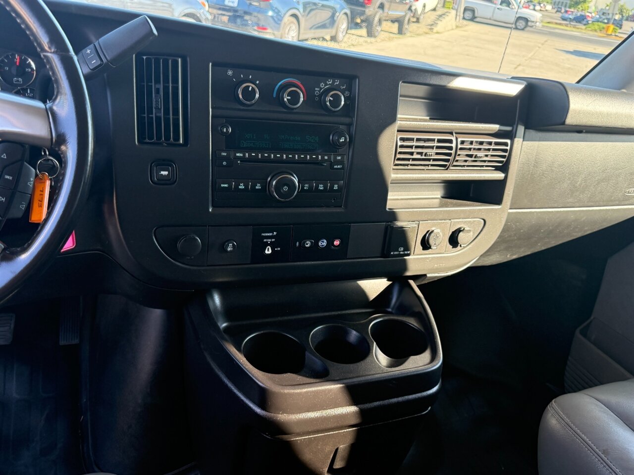 2017 Chevrolet Express LS 2500  107k miles. Passenger Van! Clean Title / Clean Carfax! - Photo 10 - Post Falls, ID 83854