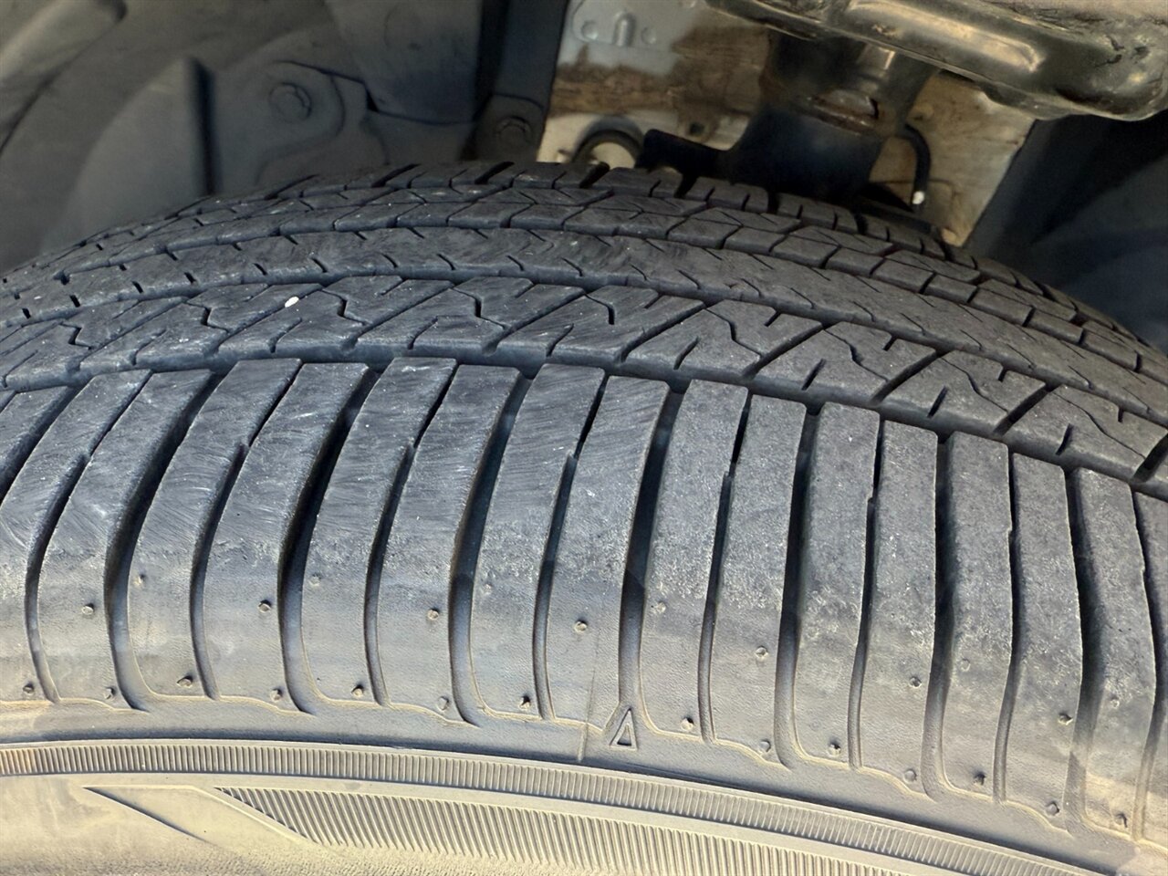 2018 Nissan Rogue SL.  Amazing Shape, Astonishing low miles - ONLY 9k miles! - Photo 5 - Post Falls, ID 83854