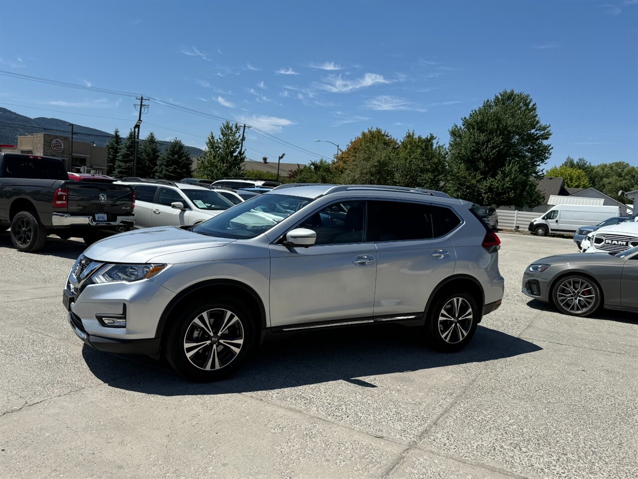 2018 Nissan Rogue SL.  Amazing Shape, Astonishing low miles - ONLY 9k miles! - Photo 4 - Post Falls, ID 83854