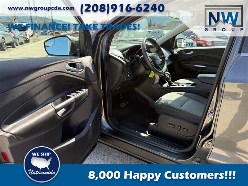 2018 Ford Escape SE  Amazing Shape, Serviced completed recently! - Photo 5 - Post Falls, ID 83854