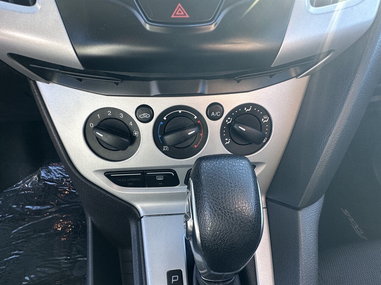 2014 Ford Focus SE Reliable, Economical, Dependable! Winter Tires Included! - Photo 10 - Post Falls, ID 83854