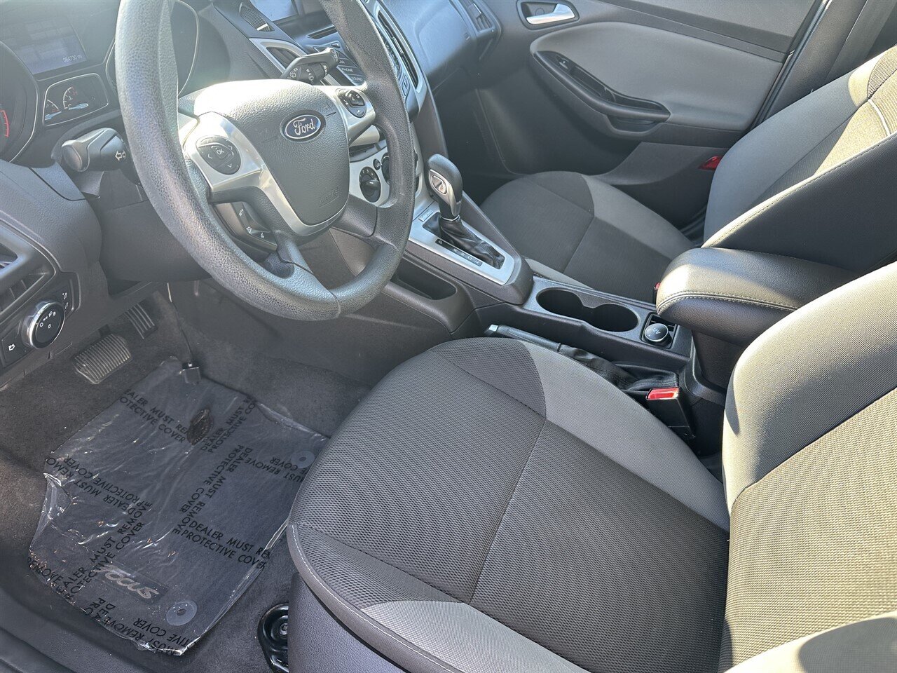 2014 Ford Focus SE Reliable, Economical, Dependable! Winter Tires Included! - Photo 4 - Post Falls, ID 83854