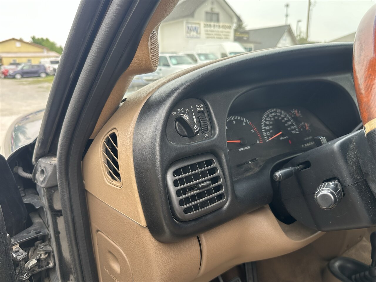 2002 Dodge Ram 2500 ST 4dr Quad Cab ST - Photo 10 - Post Falls, ID 83854