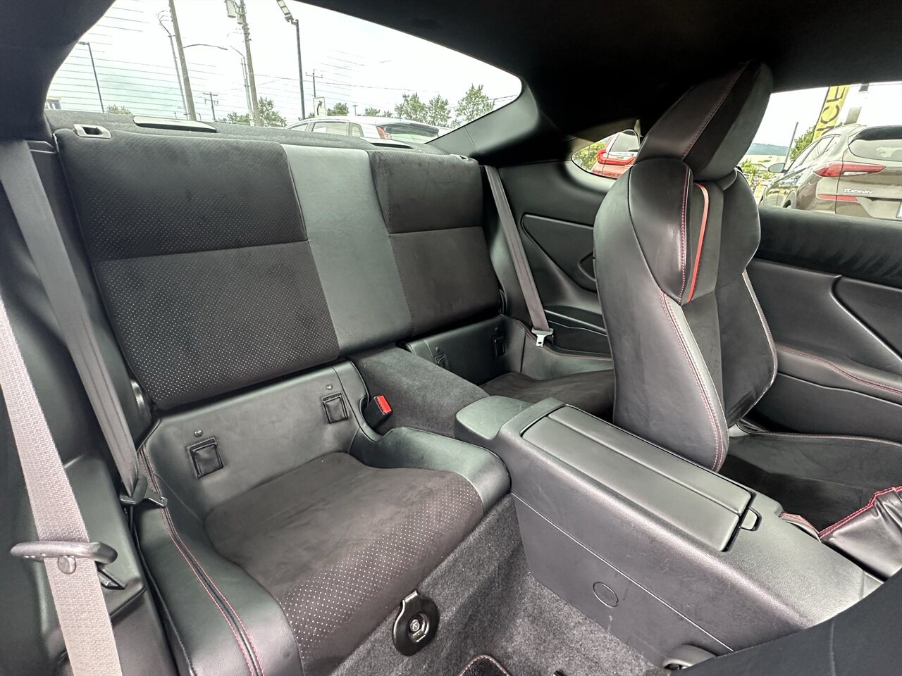 2024 Subaru BRZ Limited. Amazing Low Miles - 16k! 6-Speed Manual, EyeSight Safety System! - Photo 10 - Post Falls, ID 83854