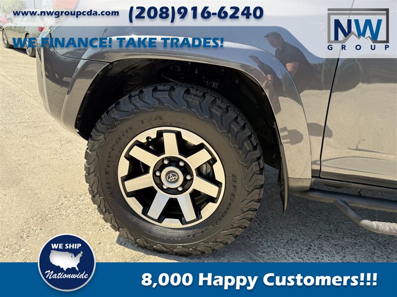 2020 Toyota 4Runner TRD Off-Road Premium.  Prinsu Rack, Excellent Shape - Great Tires/Brakes/New Oils! - Photo 6 - Post Falls, ID 83854