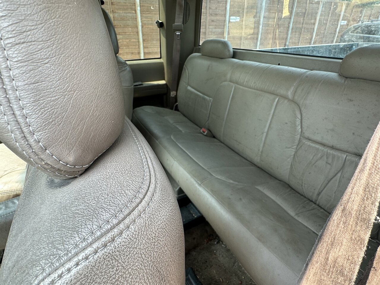 1996 GMC Sierra 1500 SL 2dr K1500 SL AS- IS. - Photo 9 - Post Falls, ID 83854