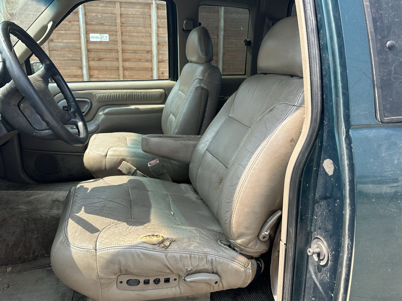 1996 GMC Sierra 1500 SL 2dr K1500 SL AS- IS. - Photo 6 - Post Falls, ID 83854