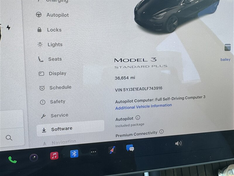 2020 Tesla Model 3 Standard Range Plus  Clean Title (Clean History)! Full Self Driving. Nice Shape! Get $4k tax credits before they expire! - Photo 6 - Post Falls, ID 83854