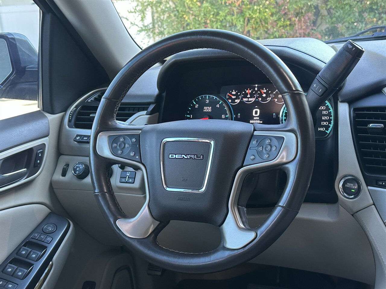 2017 GMC Yukon XL Denali - Photo 9 - Post Falls, ID 83854