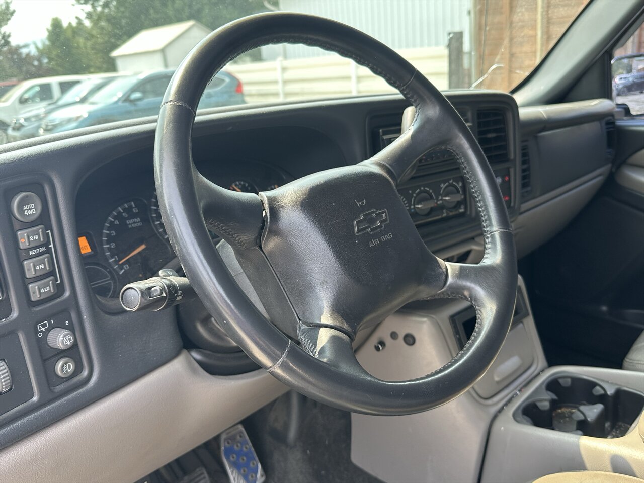2002 Chevrolet Tahoe 4dr AS-IS. - Photo 8 - Post Falls, ID 83854