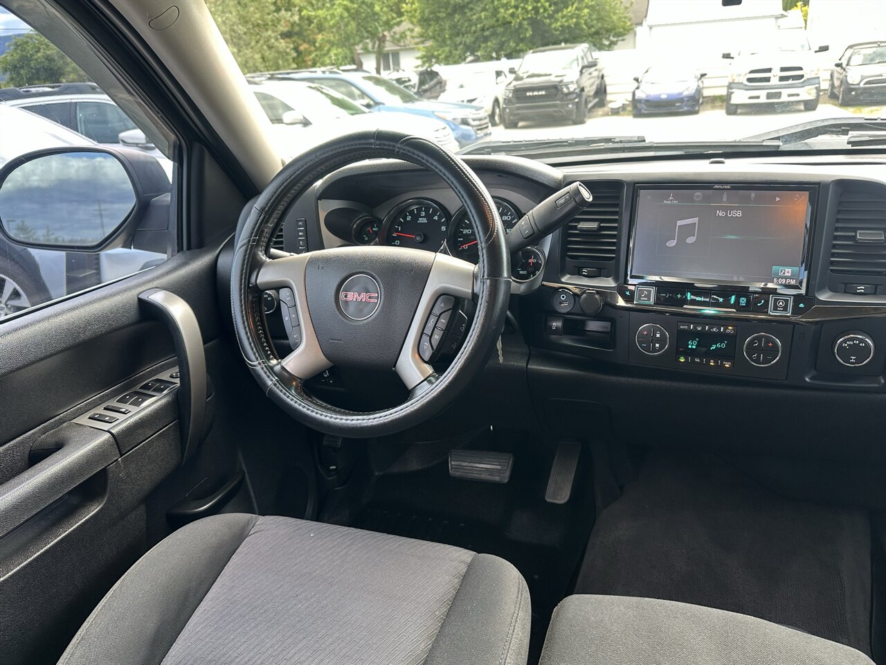 2013 GMC Sierra 1500 SLE - Photo 5 - Post Falls, ID 83854