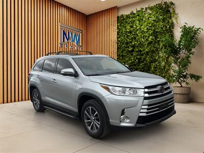2019 Toyota Highlander XLE.  8 Passenger! AWD, 72k miles, Nice SUV! Great Shape! SUV