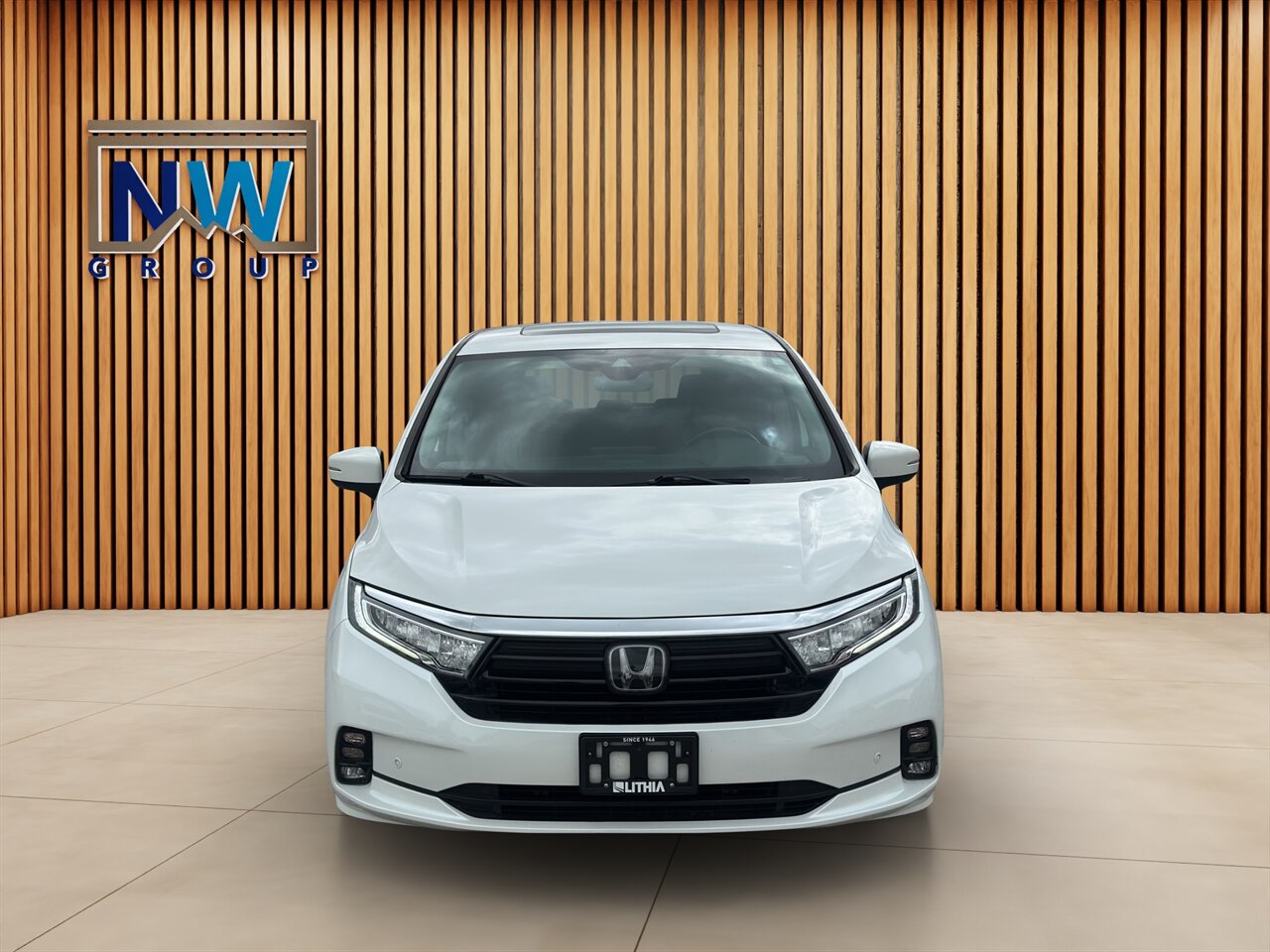 2021 Honda Odyssey Touring - Photo 2 - Post Falls, ID 83854