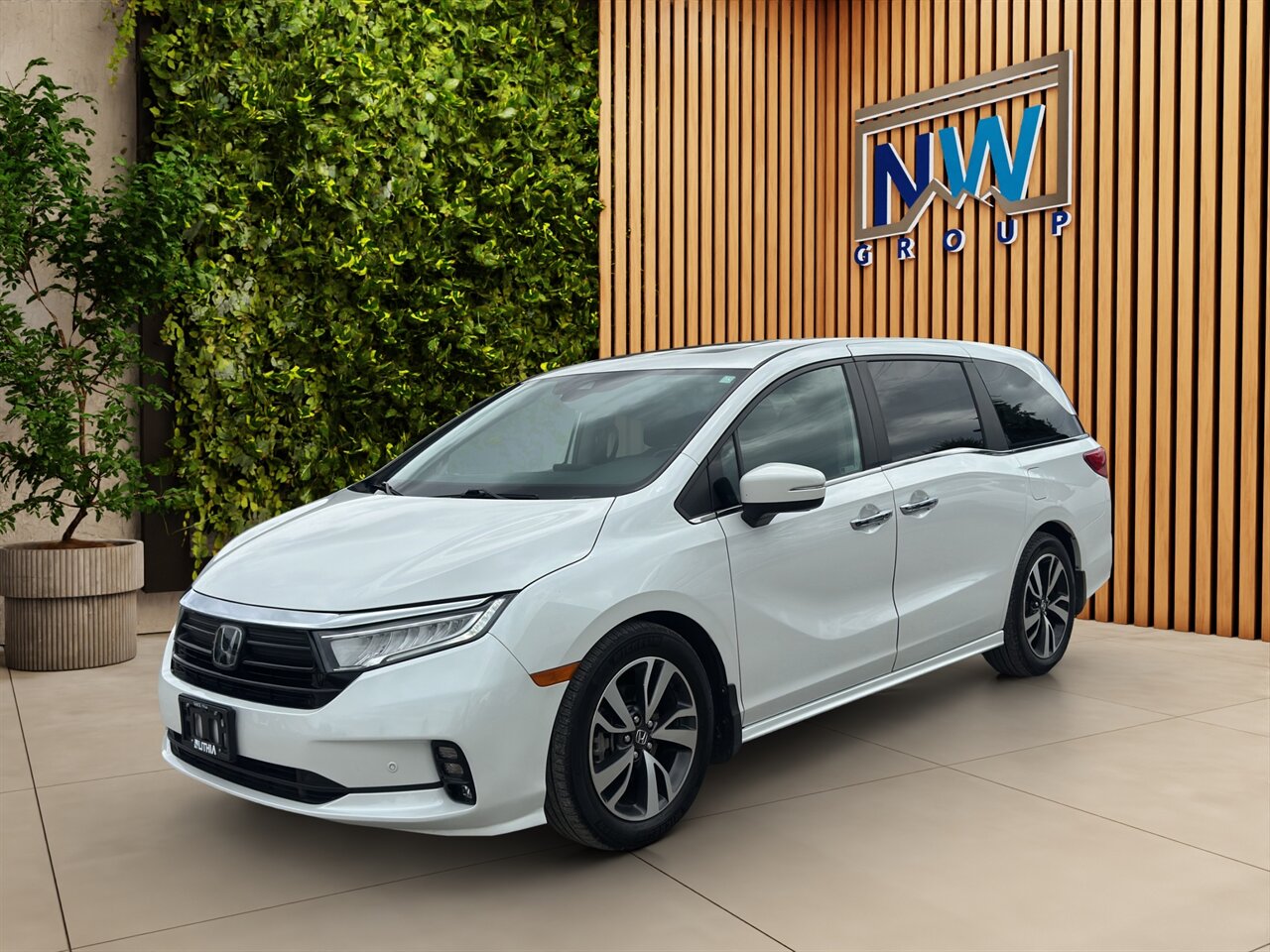 2021 Honda Odyssey Touring - Photo 3 - Post Falls, ID 83854