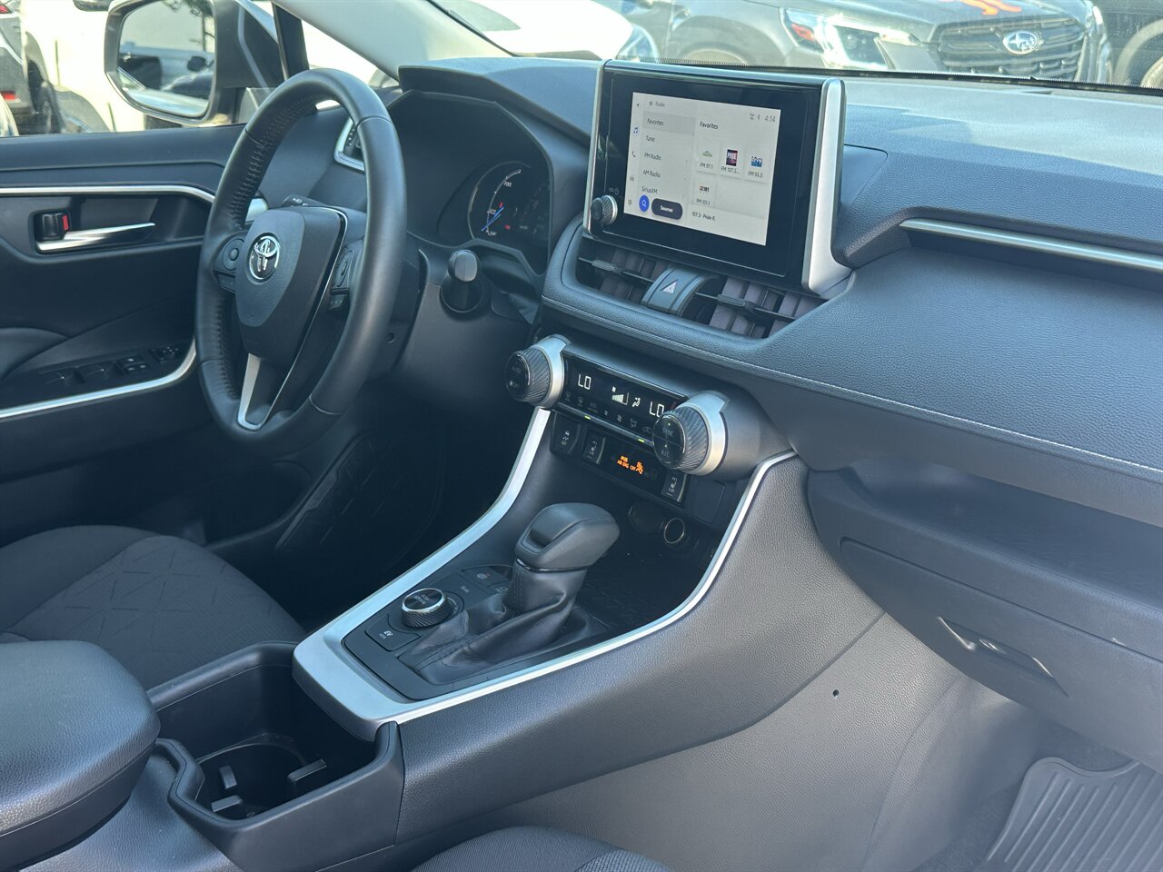 2023 Toyota RAV4 Hybrid XLE. 22k miles! Great MPG . Best Hybrid Out there! Very Nice Car, Well Maintained and Clean Car! - Photo 6 - Post Falls, ID 83854