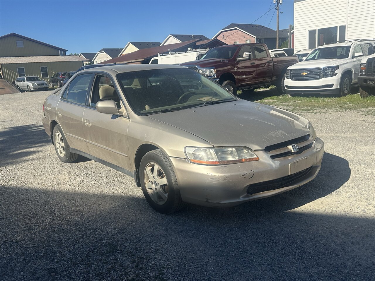 2000 Honda Accord SE - Photo 1 - Post Falls, ID 83854