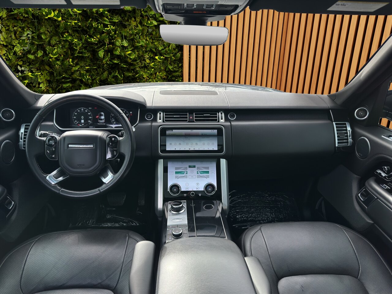 2019 Land Rover Range Rover Supercharged. 2 Owner, Clean Title, Clean Carfax, Amazing Shape! - Photo 4 - Post Falls, ID 83854