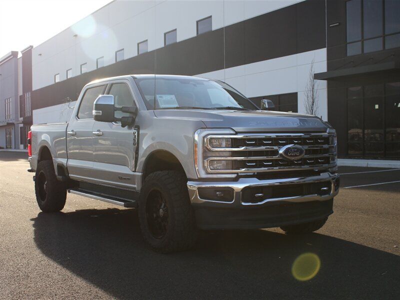 2023 Ford F-350 Lariat  LIFTED, LEVELED, WHEELS+TIRES