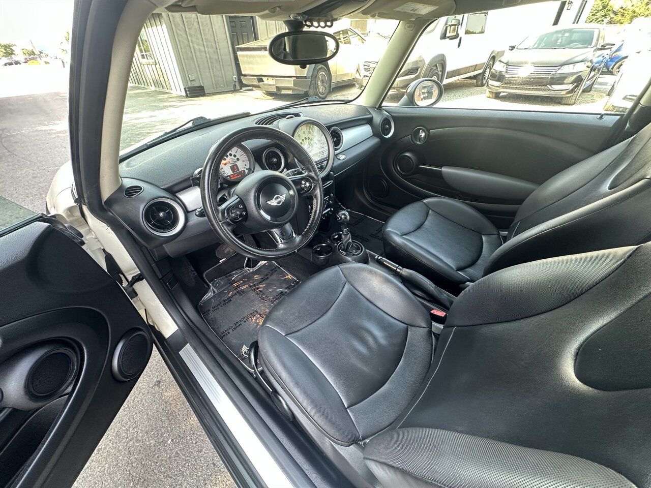 2012 MINI Cooper Hardtop - Photo 4 - Post Falls, ID 83854