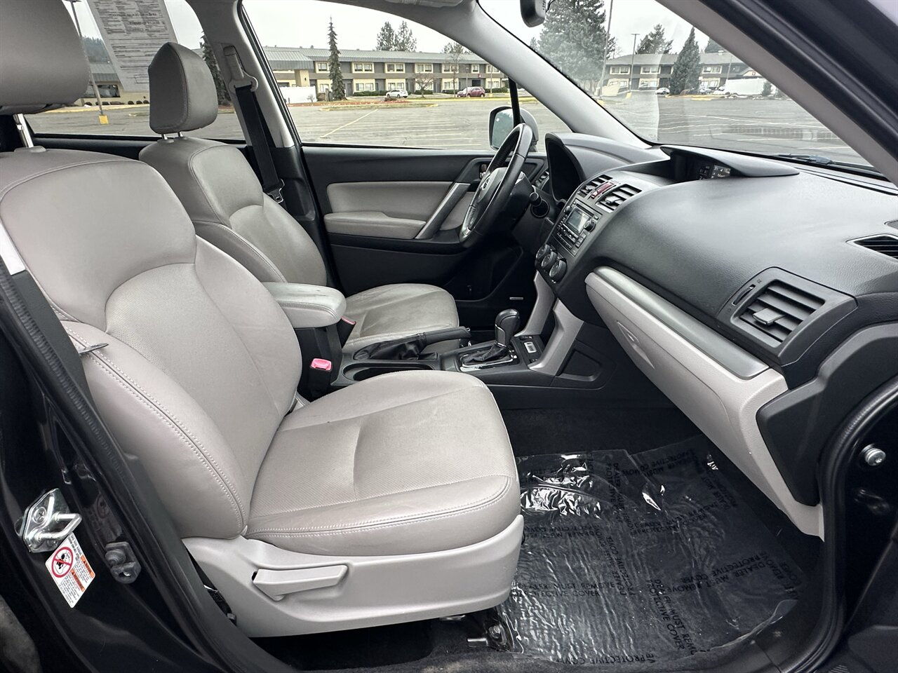 2015 Subaru Forester 2.5i Touring. All Wheel Drive, Loaded, Leather, Harmon Kardon Audio! - Photo 8 - Post Falls, ID 83854