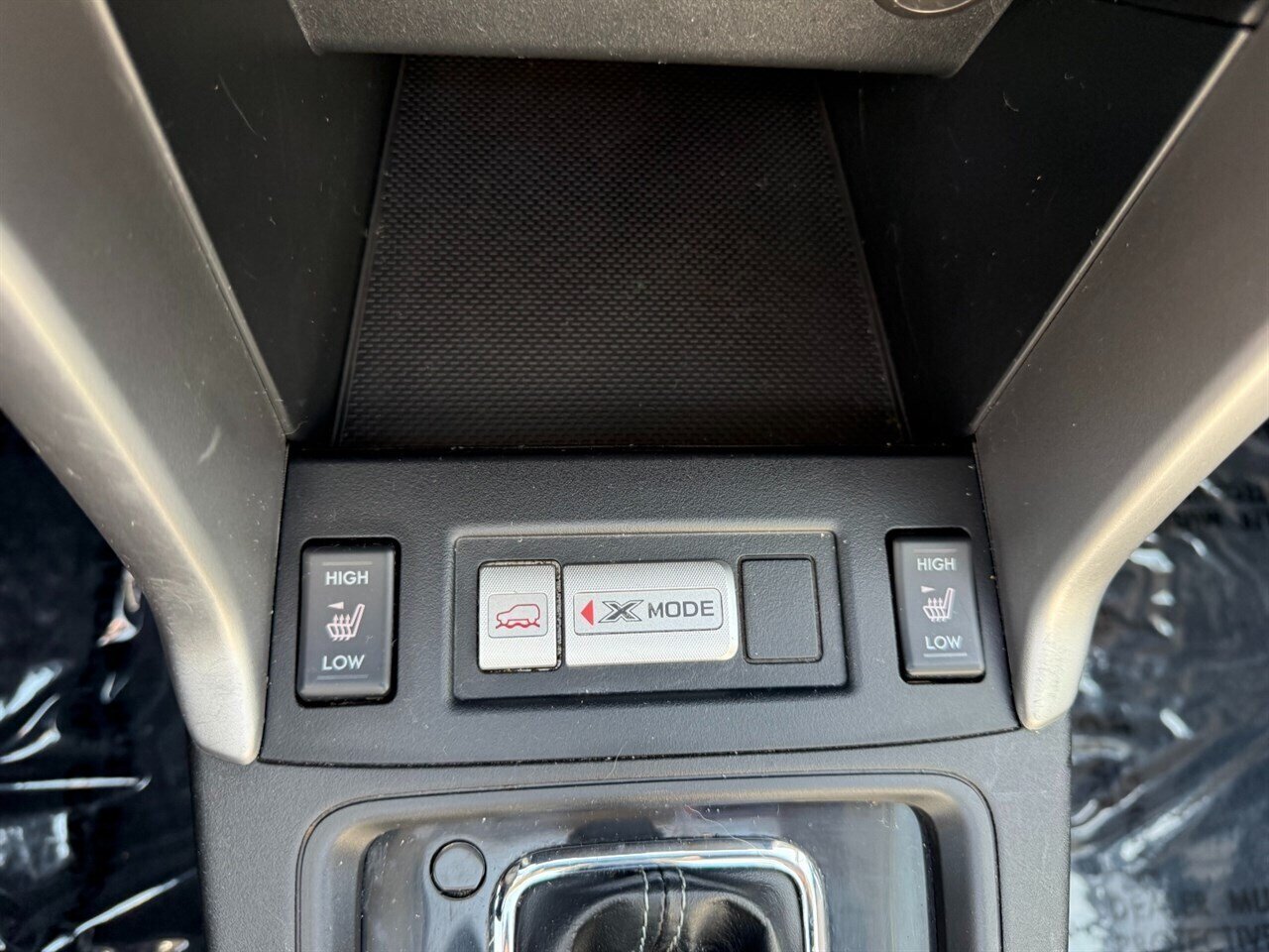 2015 Subaru Forester 2.5i Touring.  All Wheel Drive, Loaded, Leather, Harmon Kardon Audio! - Photo 8 - Post Falls, ID 83854