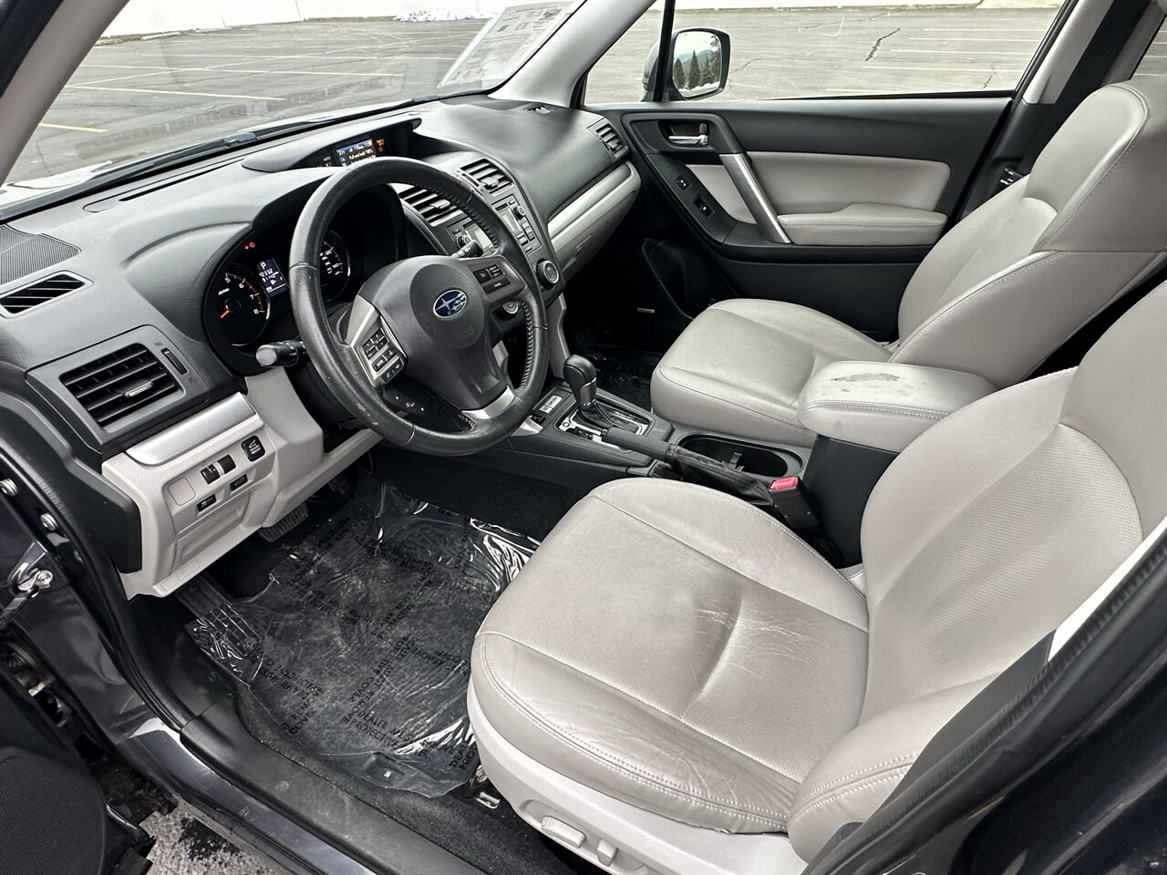 2015 Subaru Forester 2.5i Touring. All Wheel Drive, Loaded, Leather, Harmon Kardon Audio! - Photo 5 - Post Falls, ID 83854