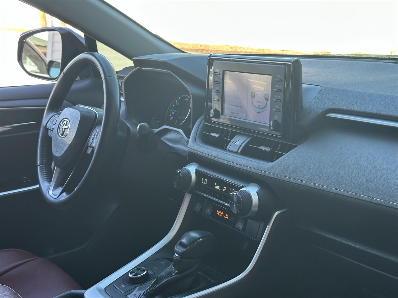 2020 Toyota RAV4 Hybrid XLE. Amazing MPG! 41MPG City, 40 Highway. Great, Clean Shape! - Photo 7 - Post Falls, ID 83854