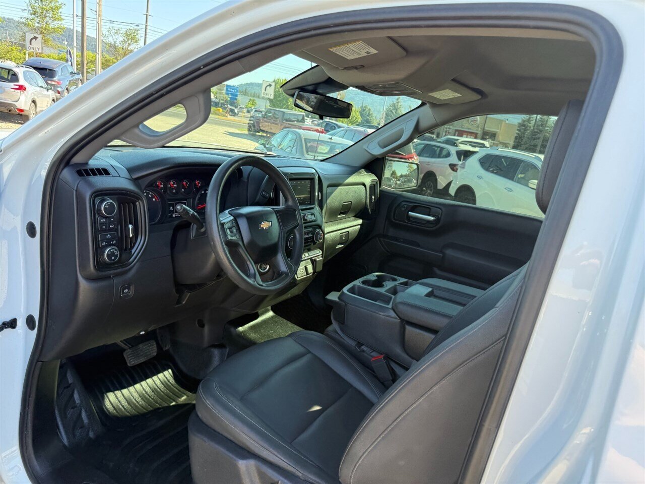 2022 Chevrolet Silverado 1500 Work Truck  Long Bed (8 foot). 4x4, 5.3L V8. Nice Truck! Very Clean! - Photo 7 - Post Falls, ID 83854