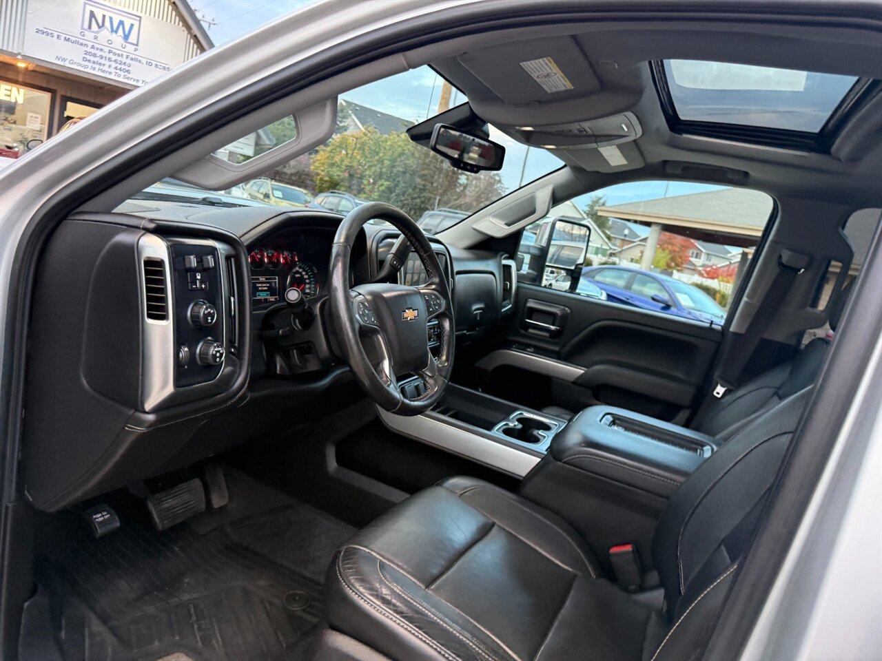 2019 Chevrolet Silverado 3500 LTZ.  4x4,  Duramax Diesel with Allison Transmission, Great Truck! - Photo 7 - Post Falls, ID 83854
