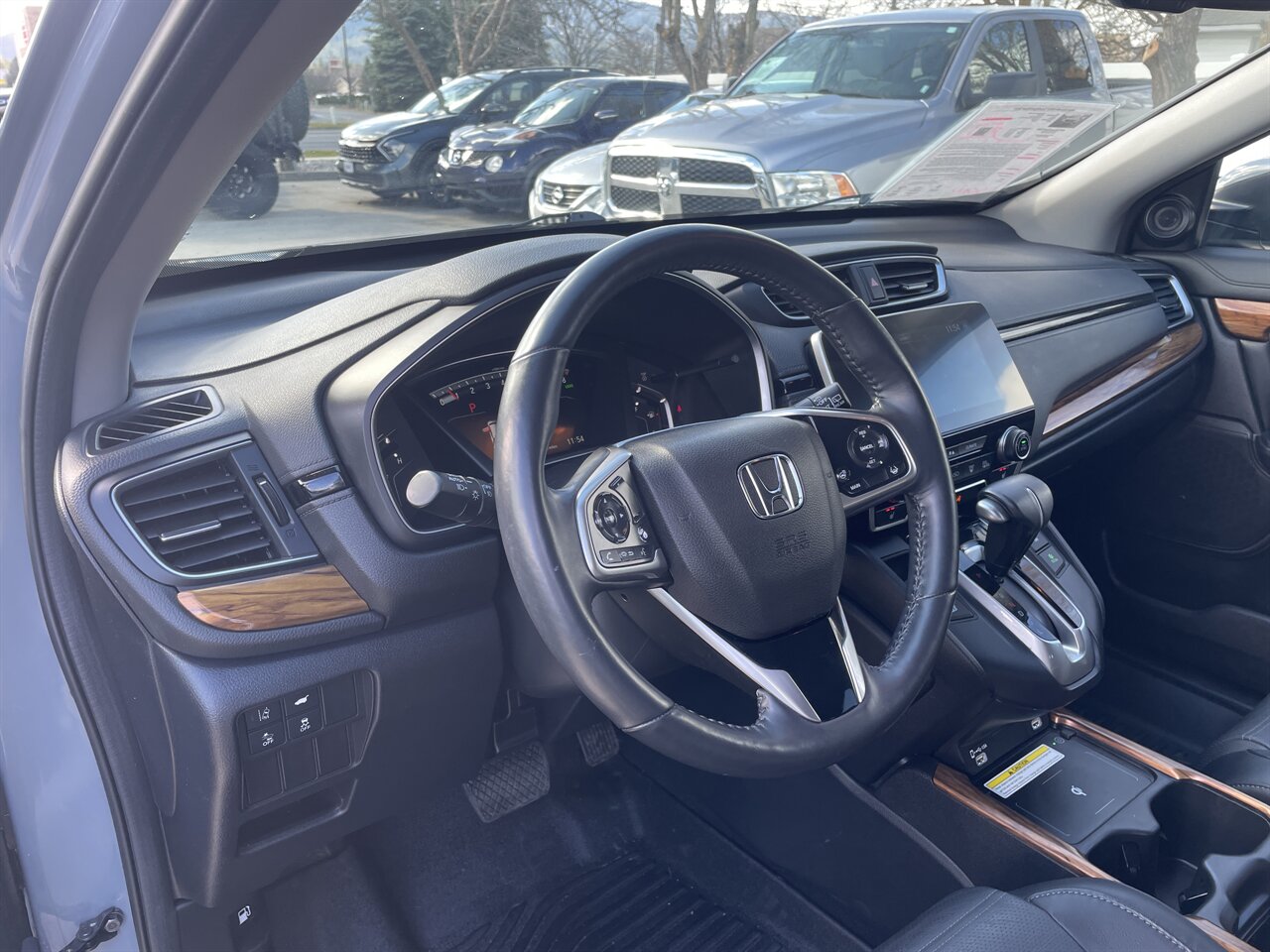 2022 Honda CR-V Touring AWD, 35k Miles, Economical, Great Daily Driver! - Photo 6 - Post Falls, ID 83854