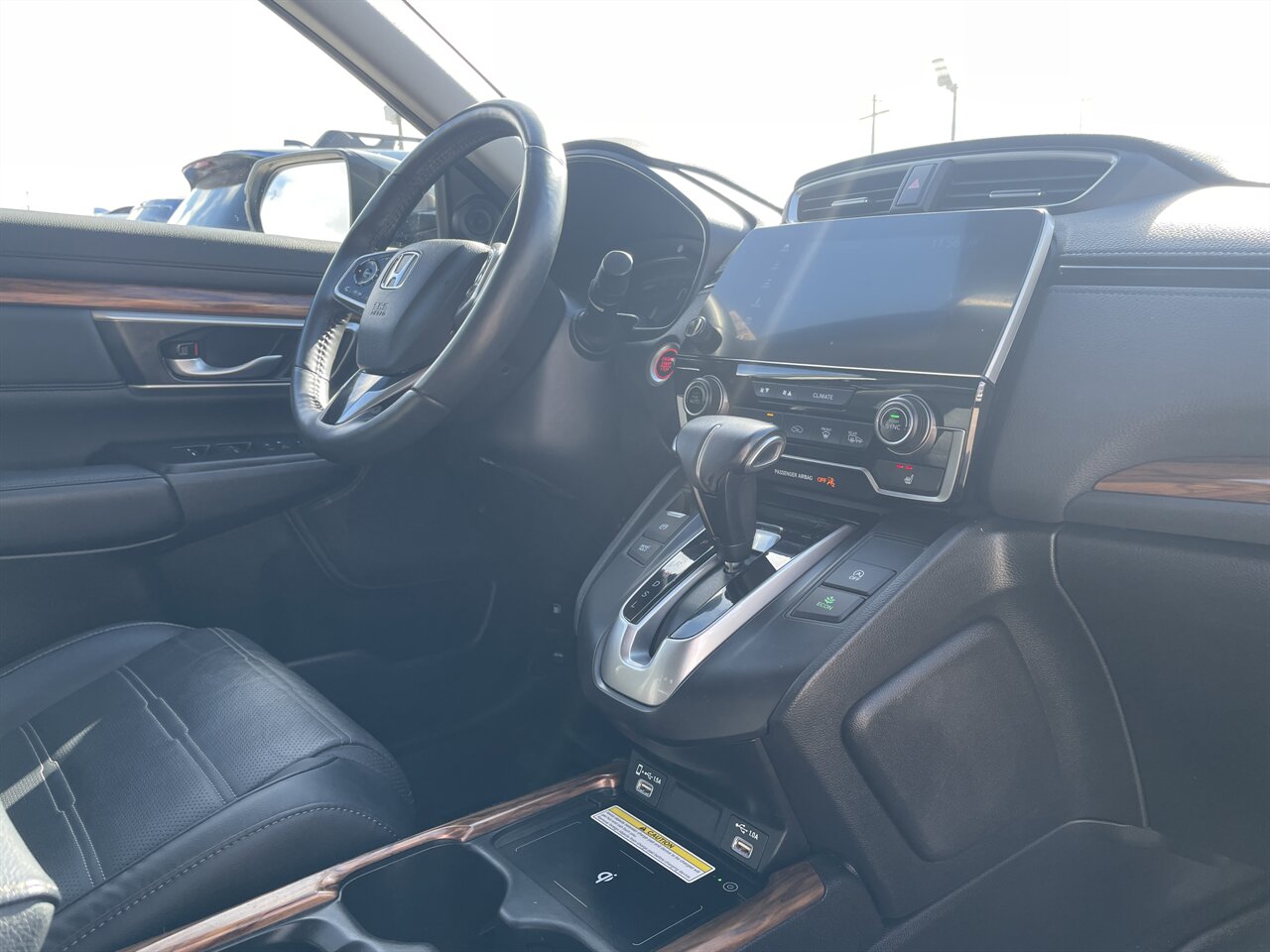 2022 Honda CR-V Touring AWD, 35k Miles, Economical, Great Daily Driver! - Photo 8 - Post Falls, ID 83854