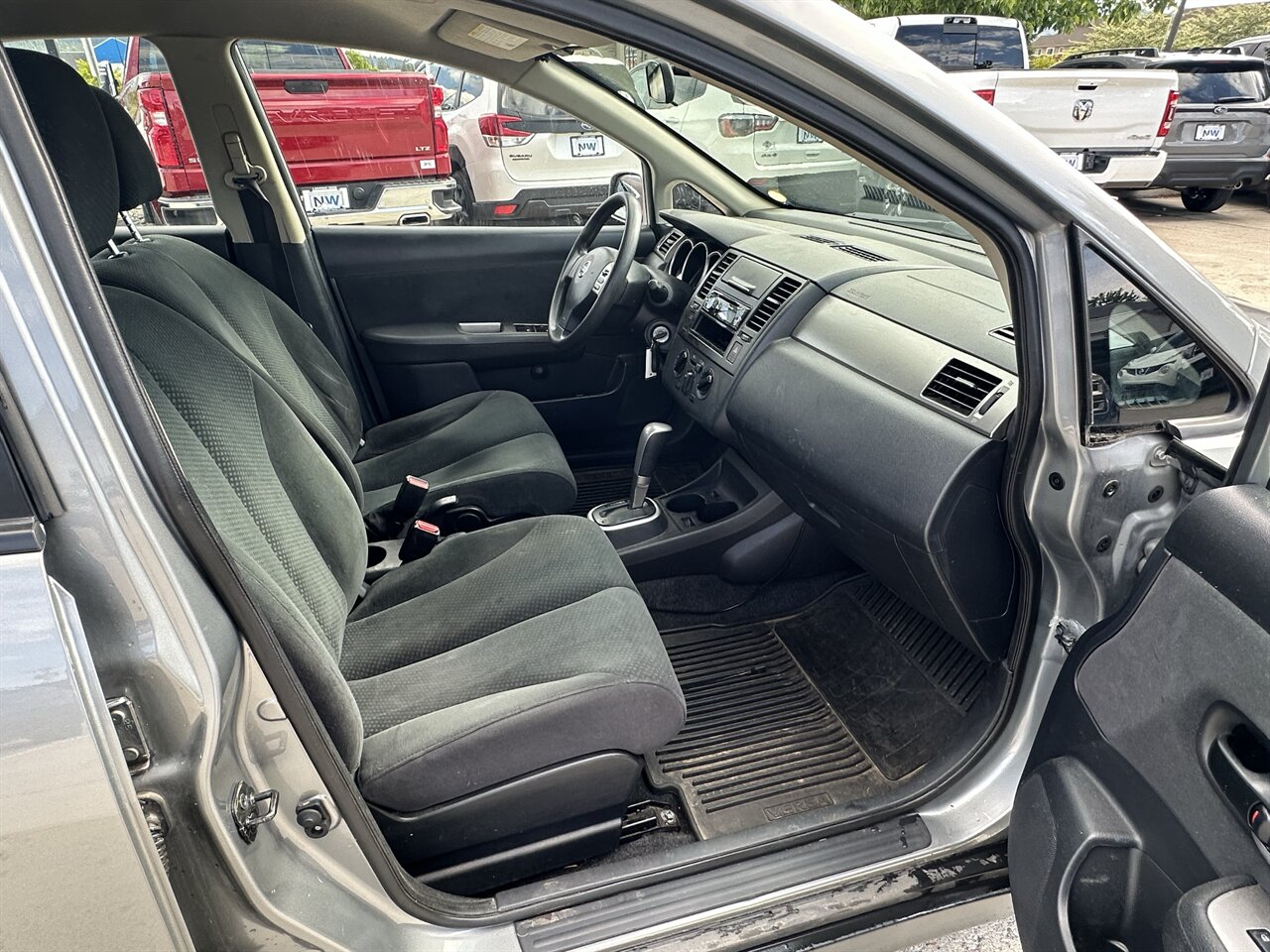 2012 Nissan Versa 1.8 S - Photo 7 - Post Falls, ID 83854