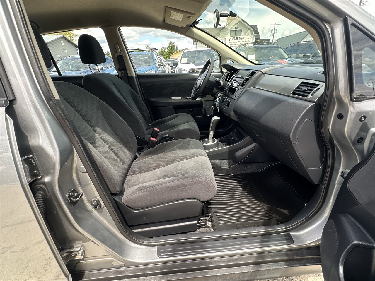 2012 Nissan Versa 1.8 S 81k miles. Binder of Service Records on Hand! Nice Car! - Photo 10 - Post Falls, ID 83854