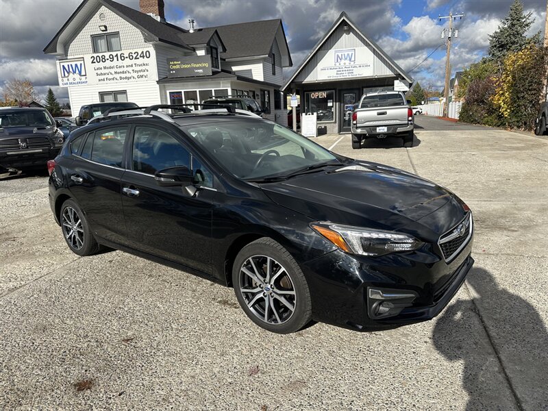 2017 Subaru Impreza Limited's photo