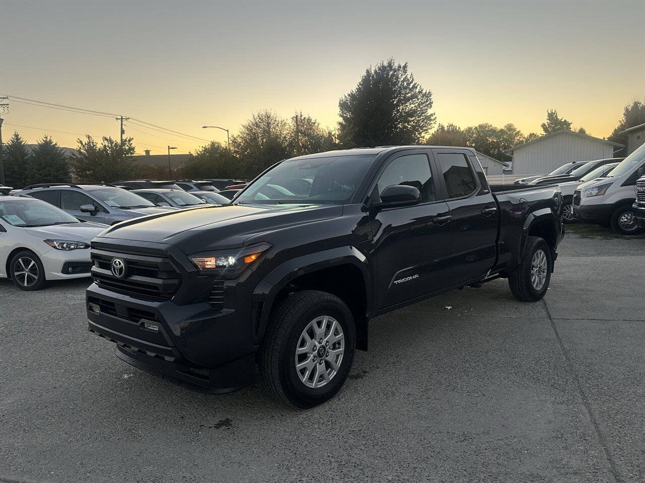2024 Toyota Tacoma SR5 6.5 foot bed, ONLY 11k Miles, Crew Cab, Tow Capability, Awesome Condition! - Photo 3 - Post Falls, ID 83854