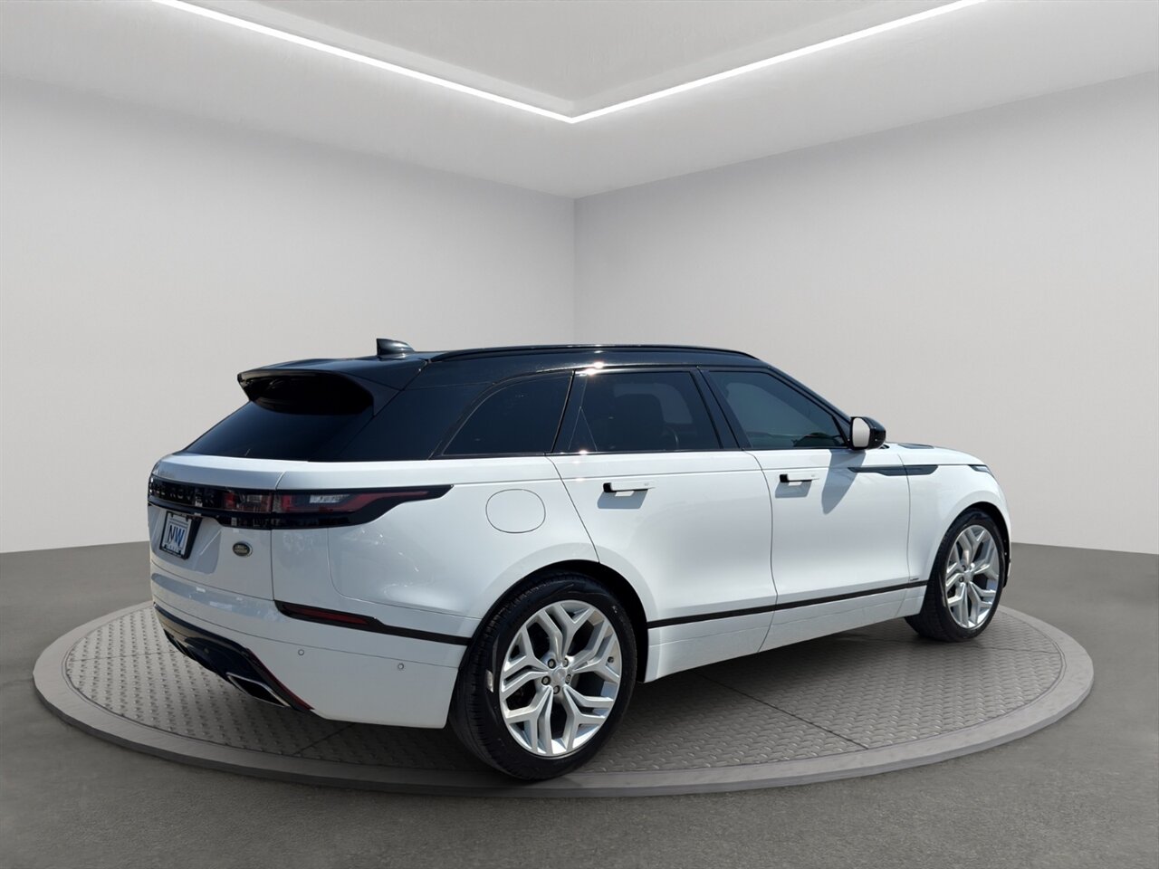 2018 Land Rover Range Rover Velar P380 R-Dynamic HSE Low Miles, AWD, Nice SUV! - Photo 7 - Post Falls, ID 83854