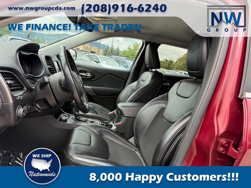 2020 Jeep Cherokee Latitude Plus.  Low miles, Alloy Wheels, 4x4, Very Clean SUV! - Photo 12 - Post Falls, ID 83854