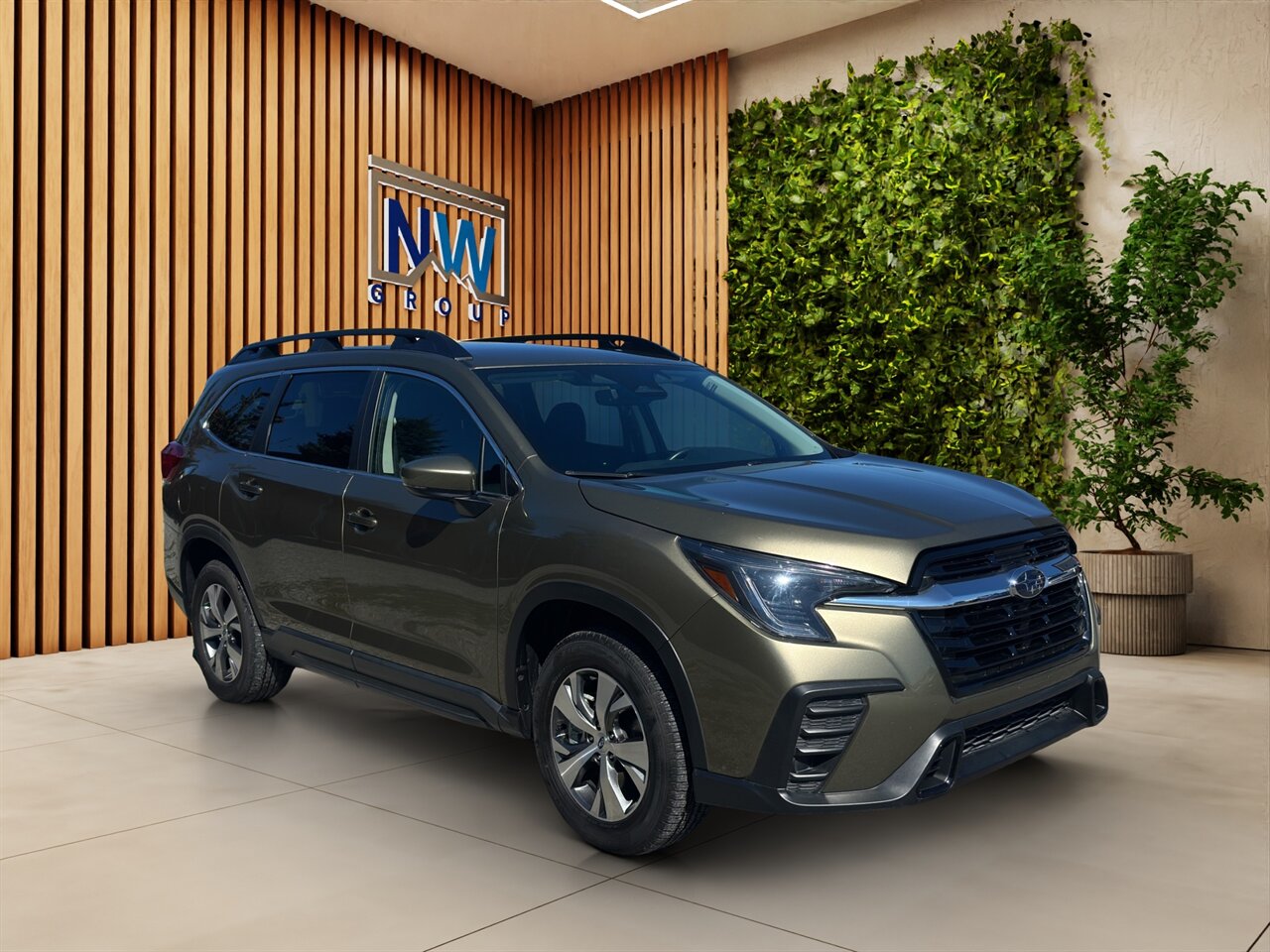 2025 Subaru Ascent Premium 8-Passenger. AWD, 16k miles, Alloy Wheels, Excellent Shape! - Photo 1 - Post Falls, ID 83854