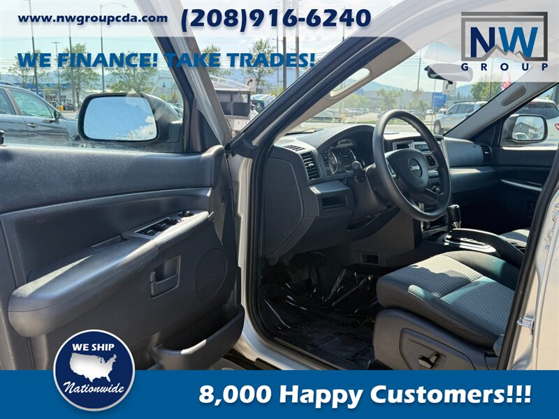 2008 Jeep Grand Cherokee Laredo  Amazing Shape!!! Clean Title, (Rare Find) Low Miles. W/ 4X4 - Photo 5 - Post Falls, ID 83854