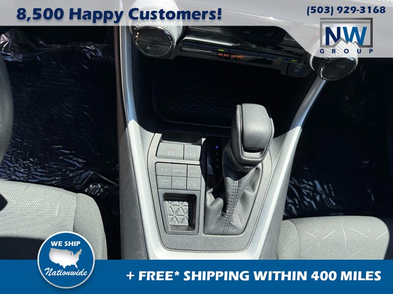 2024 Toyota RAV4 XLE.  AWD, Low Miles, Alloy Wheels, Sunroof, Amazing Shape! - Photo 9 - Post Falls, ID 83854
