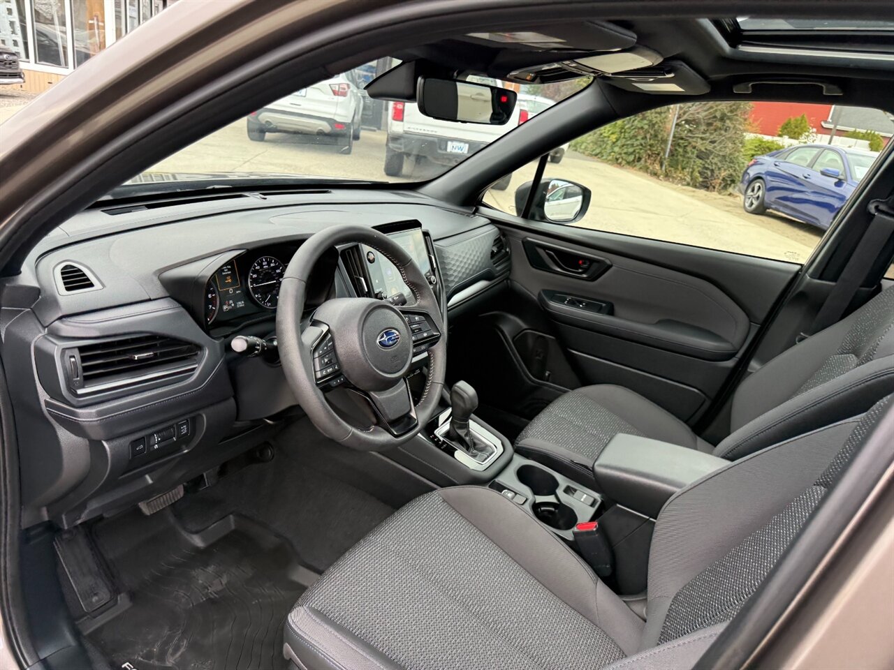 2025 Subaru Forester Premium ORORIGINAL 500 Miles, Very Spacious Interior with Updated Media Console! - Photo 9 - Post Falls, ID 83854