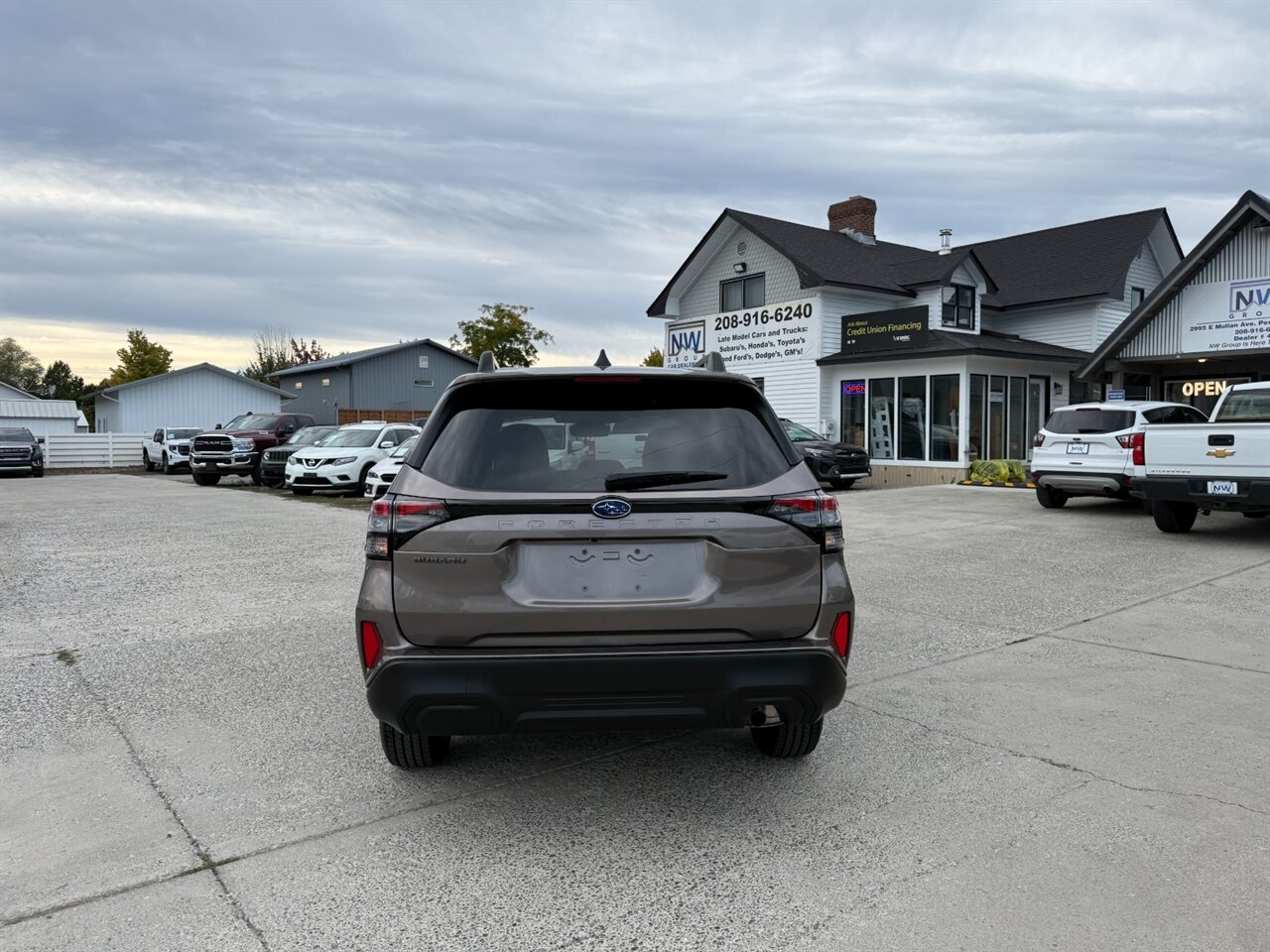 2025 Subaru Forester Premium -Only 500 miles! - Photo 7 - Post Falls, ID 83854