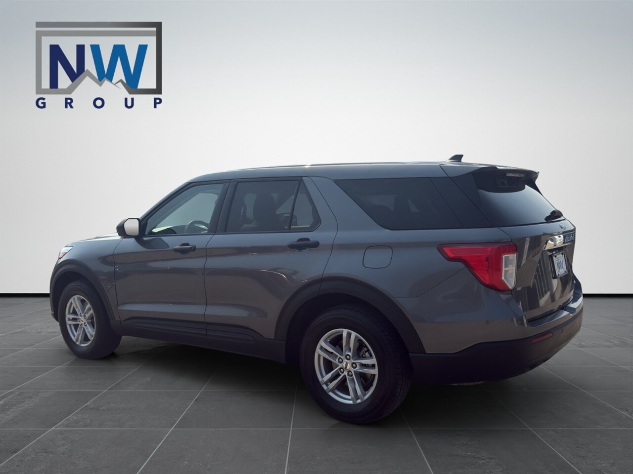 2022 Ford Explorer  1 Owner. Amazing SUV. 3 rows of Seating, Clean Title / Clean Carfax! - Photo 5 - Post Falls, ID 83854